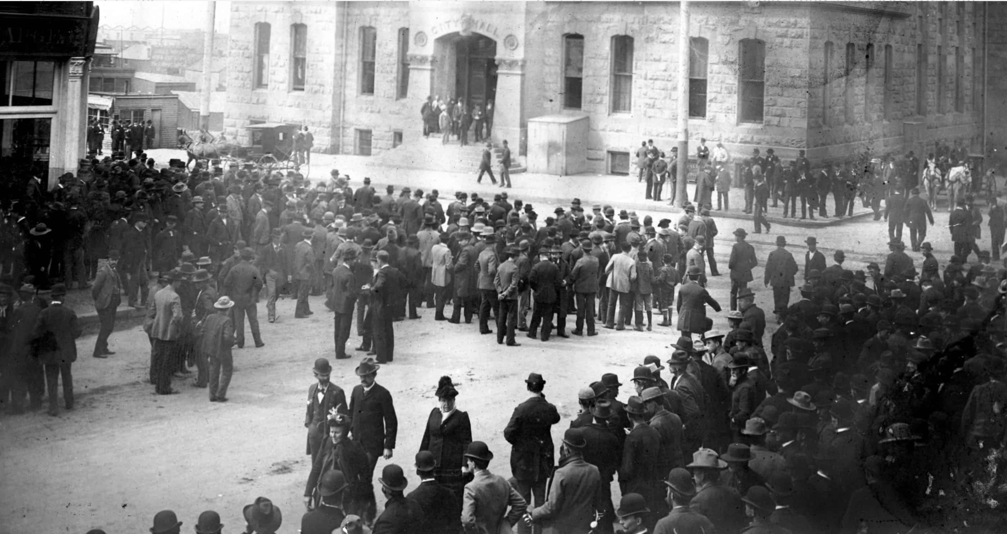 city hall standoff 1894